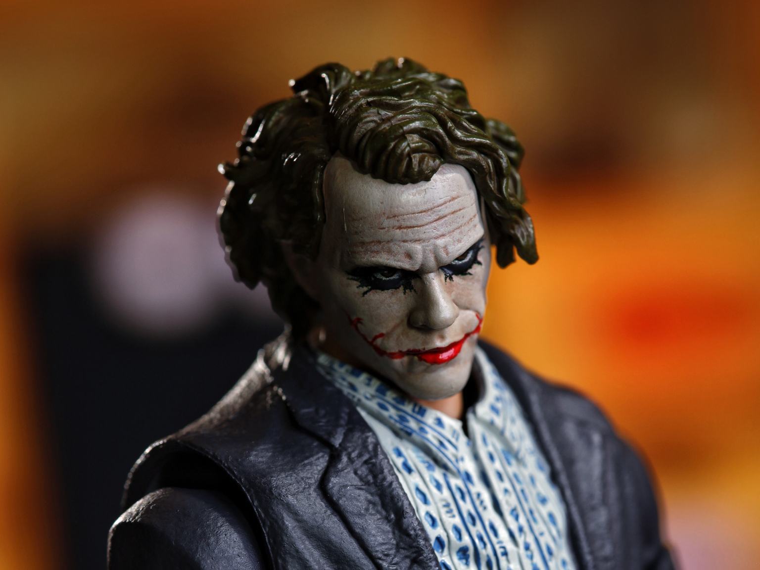 MCFARLANE VAULT DC MULTI 7INCH THE JOKER THE DARK KNIGHT ACTION FIGURE