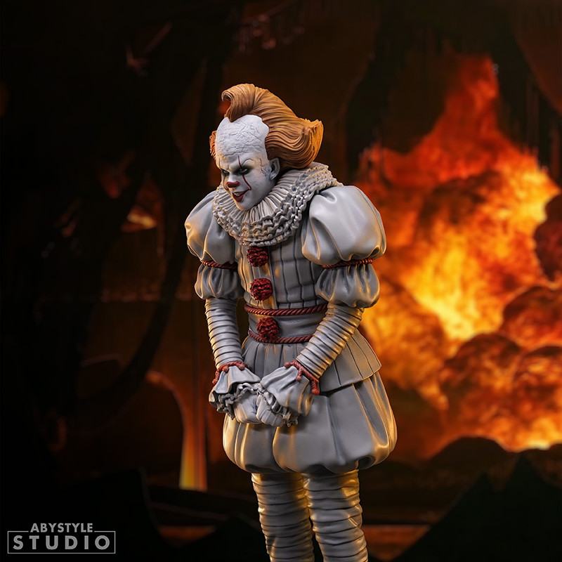 IT PENNYWISE SUPER FIGURE COLLECTION 1/10 STATUE