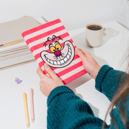 ALICE - Chat du Cheshire - Notebook Pelucheux Premium - Format A5