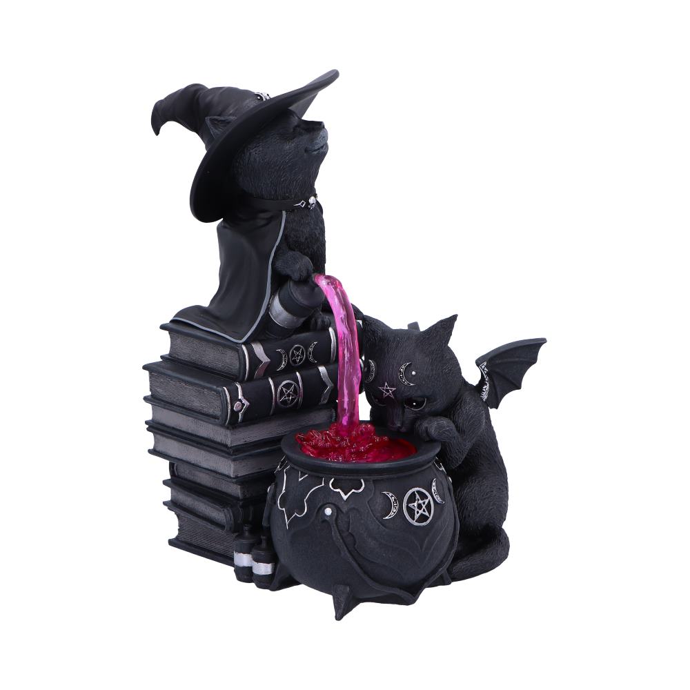 CULT CUTIES - Curious Cauldron - Figure 18.5cm