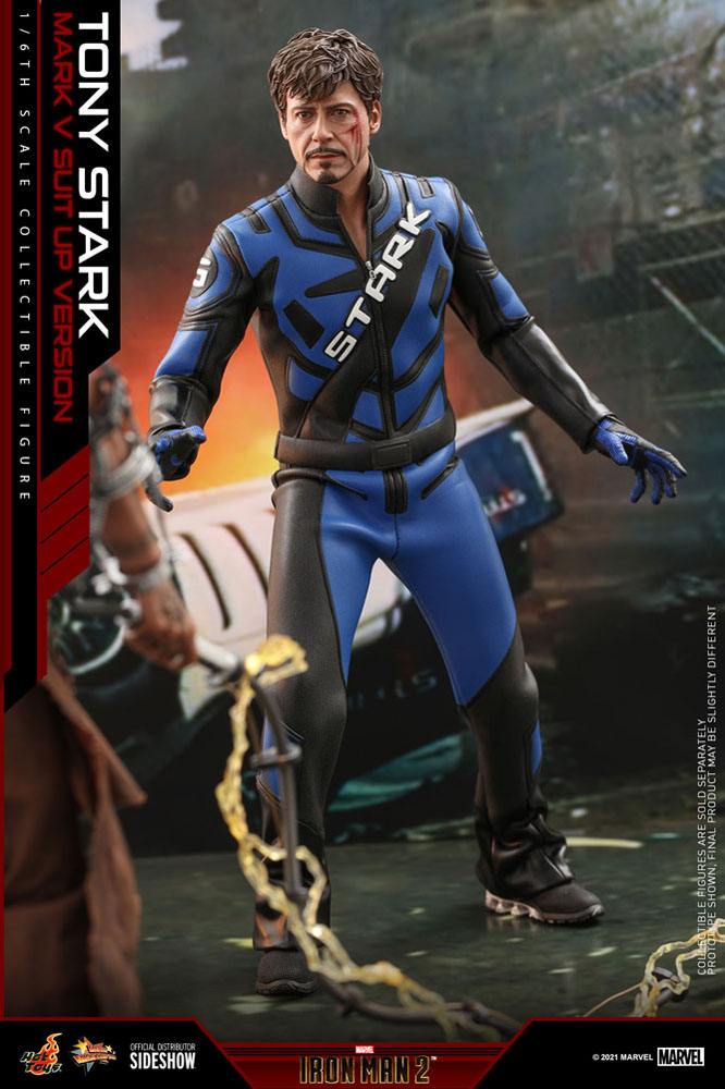 MARVEL - Tony Stark (Mark V Suit Up) - Action Figure 31cm