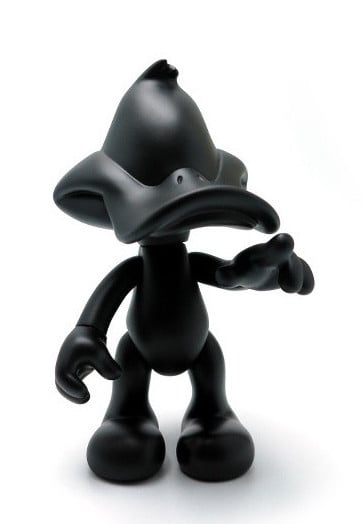 LOONEY TUNES - Figurine Artoyz - Daffy Duck Noir - 21cm