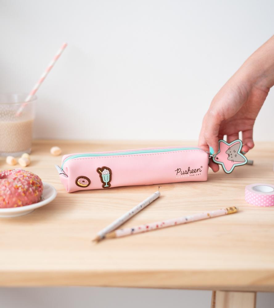 PUSHEEN - Rose Collection - Trousse Carré