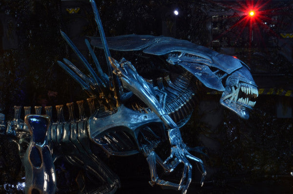 ALIENS - Reine Alien - Figurine Ultra Deluxe 38cm