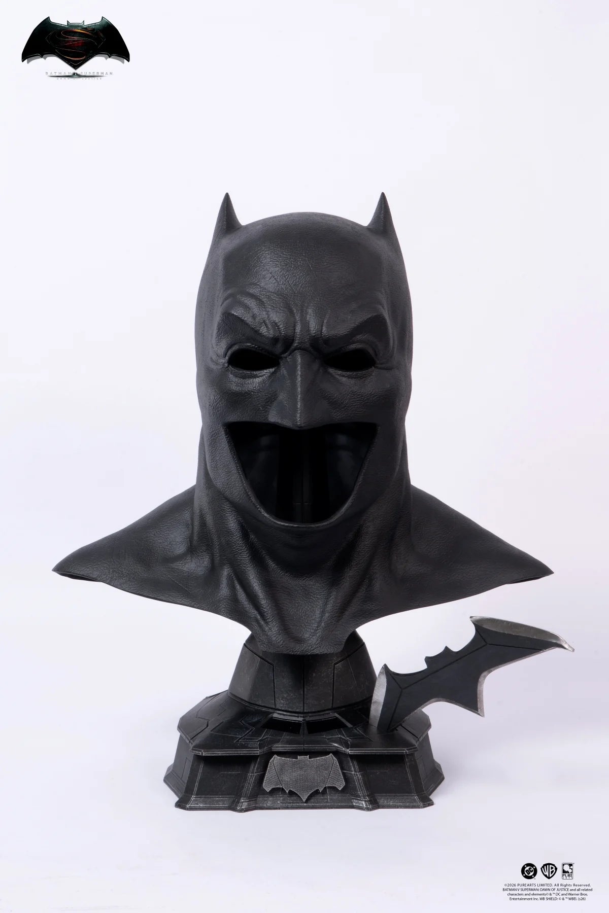 BATMAN V SUPERMAN - Batman Cowl - Replica 1/1 51cm