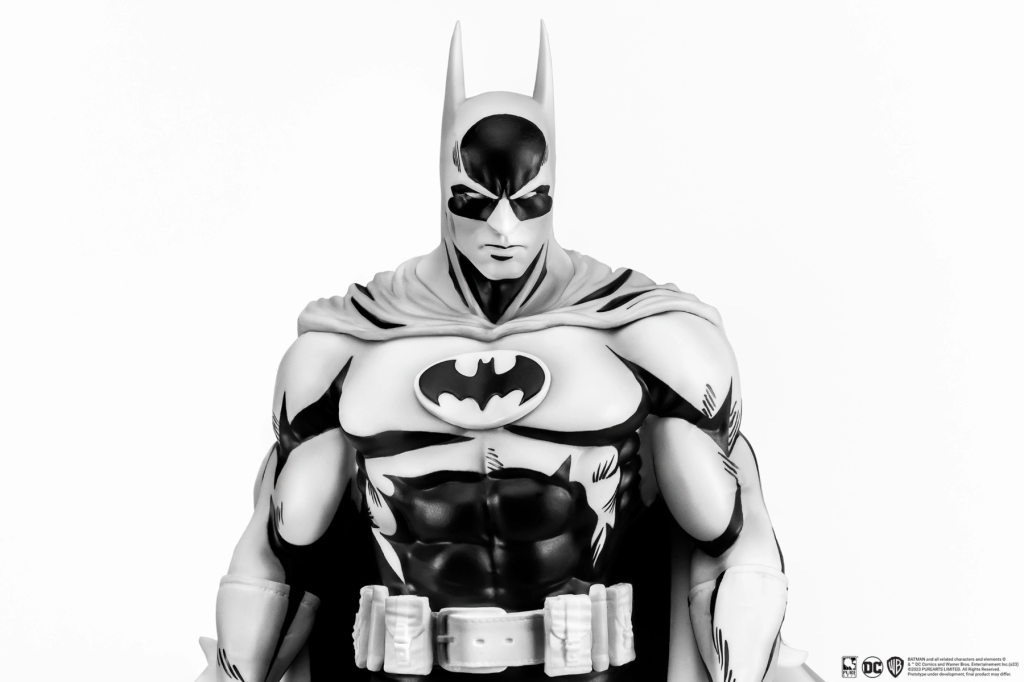 DC HEROES - Batman "Black & White Version" - Statue 1/8 27cm