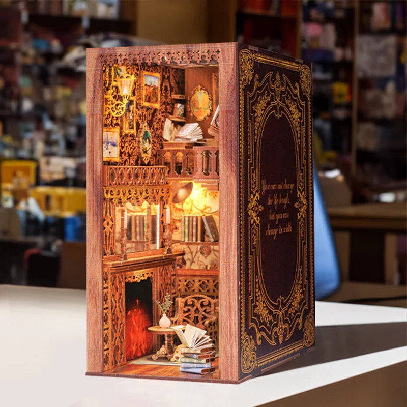 BOOK NOOK KIT - DIY - Eternal Bookstore - 172pc + LED Light
