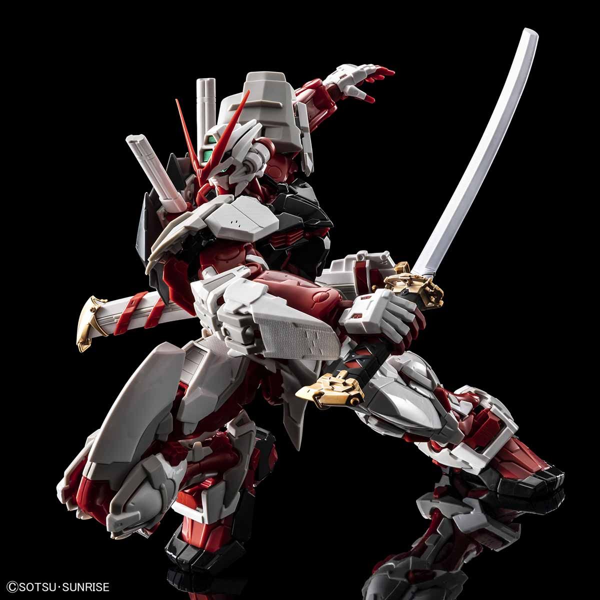 High resolution model 1/100 Gundam Astray Red Frame