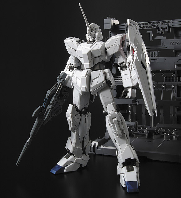 MG 1/100 UNICORN GUNDAM SCREEN IMAGE SPECIAL