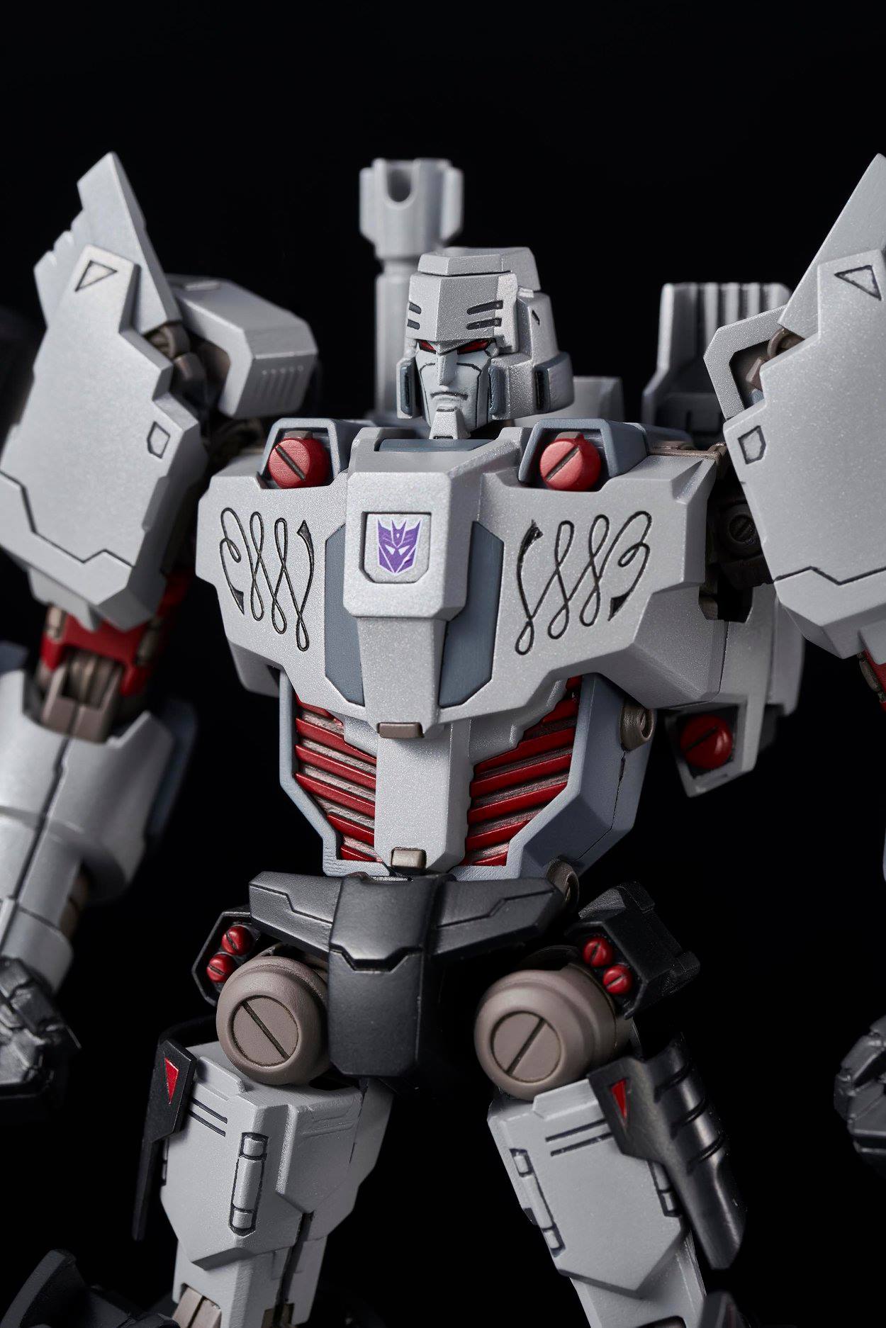 Furai Model Transformers Megatron IDW (Decepticon Ver.)