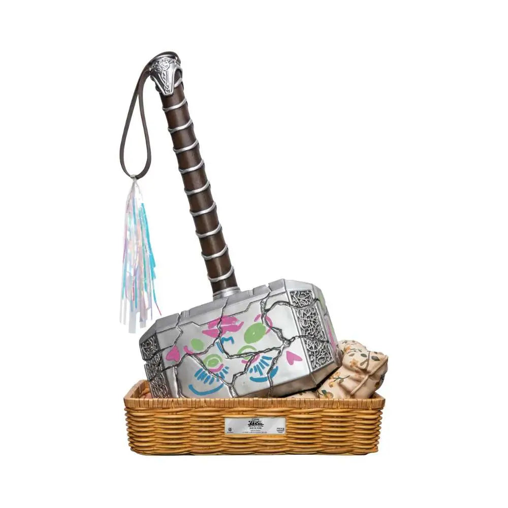 THOR LOVE AND THUNDER NJOLNIR LIFE SIZE REPLICA LOVE EDITION LIMITED