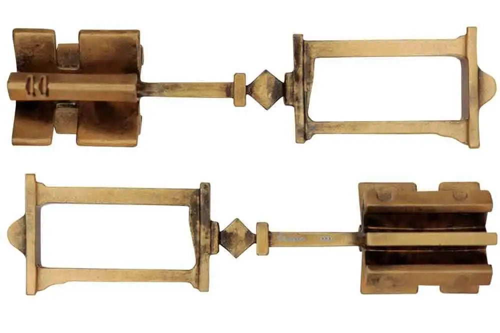 RESIDENT EVIL 4 - WAYSHRINE KEY REPLICA