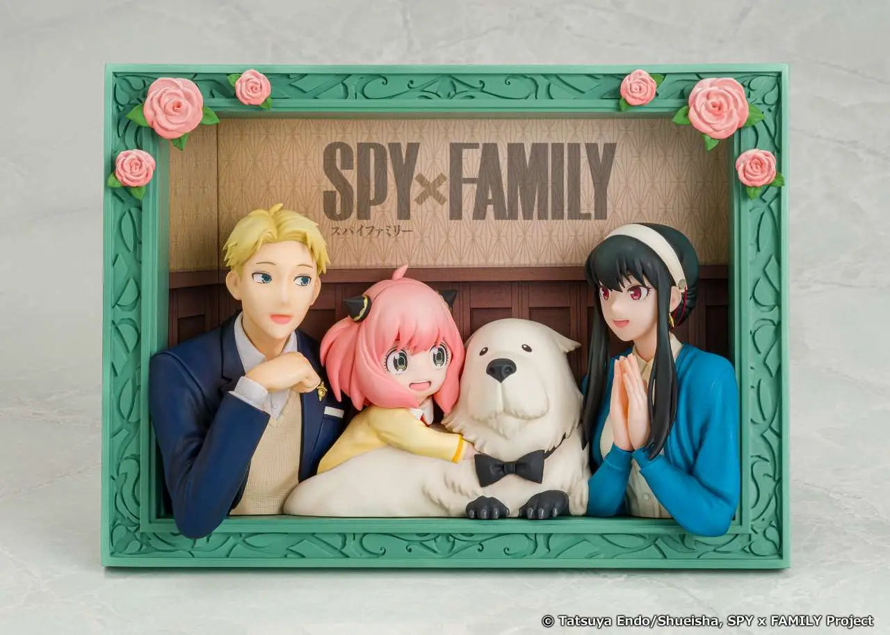 SPY X FAMILY THE FORGERS FIGURE