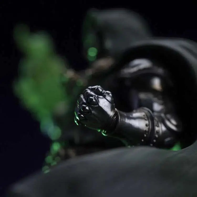 INFINITY GAUNTLET DOCTOR DOOM DELUXE 1/10 STATUE