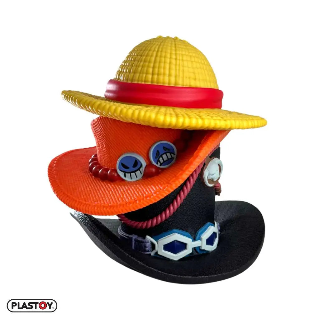 ONE PIECE STACK OF HATS MONEY BOX