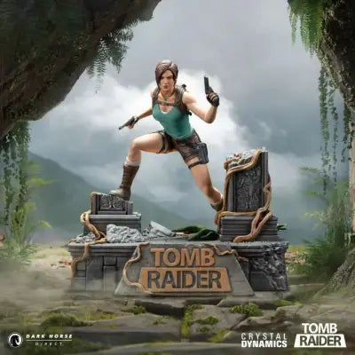 TOMB RAIDER LARA CROFT 24CM PVC STATUE