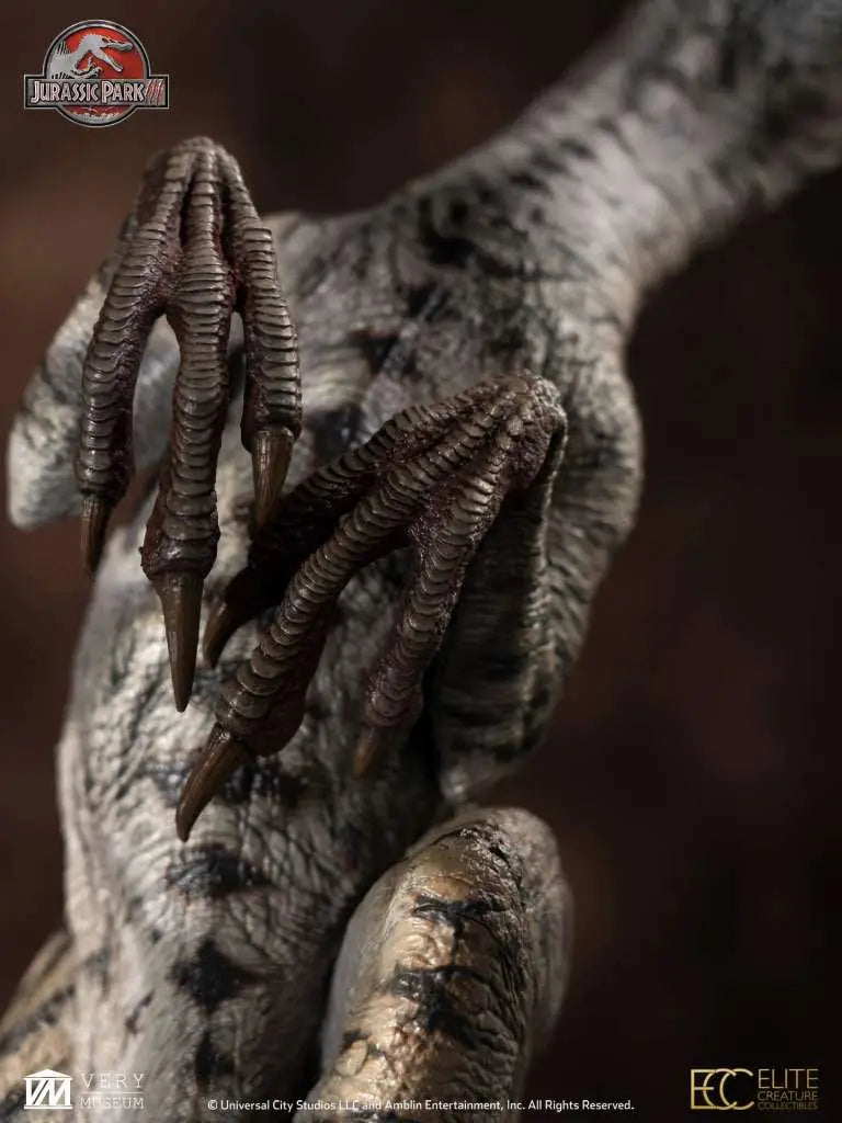 JURASSIC PARK 3 FEMALE VELOCIRAPTOR WHITE QUEEN MAQUETTE
