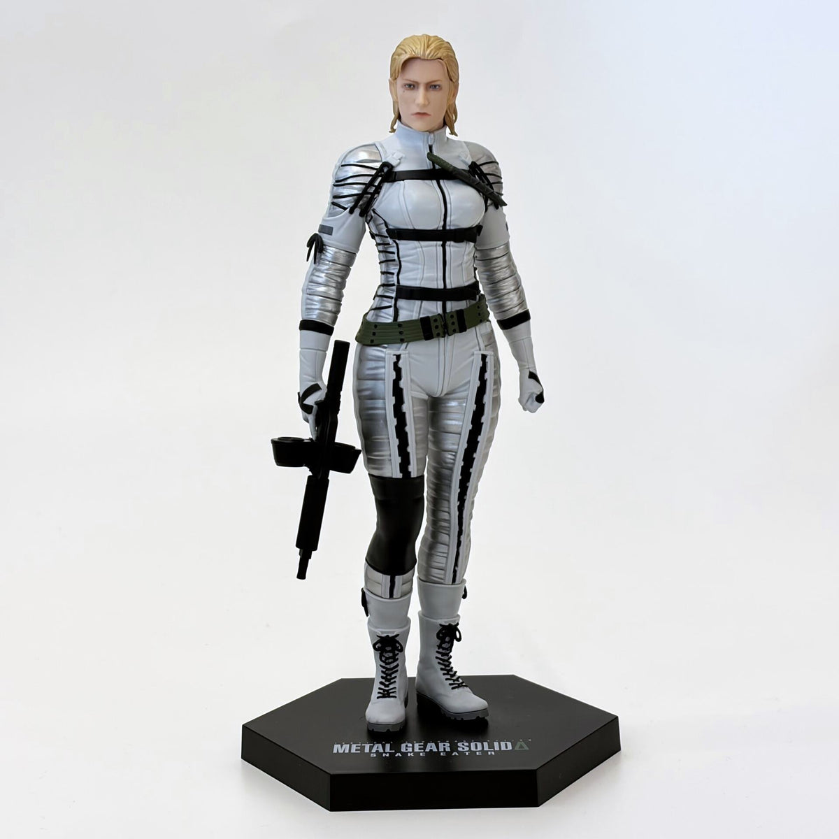 METAL GEAR SOLID DELTA THE BOSS FIGURE