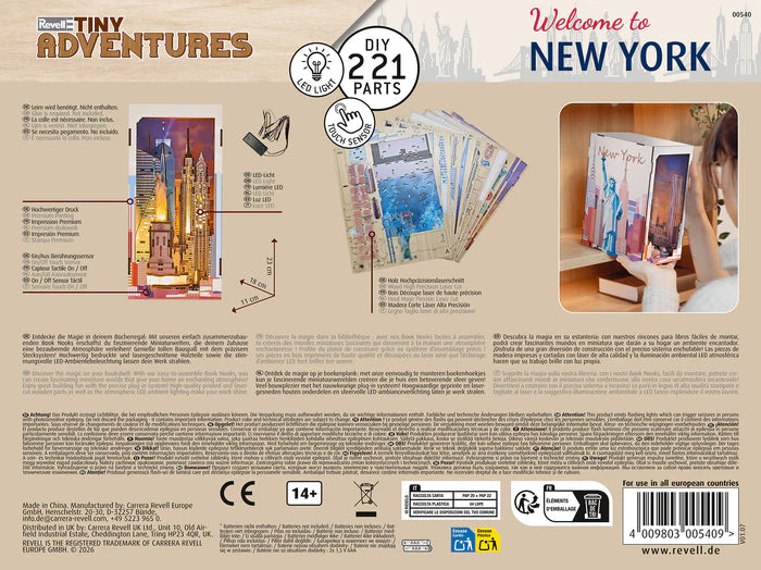 NEW YORK TINY ADVENTURES BOOK NOOK