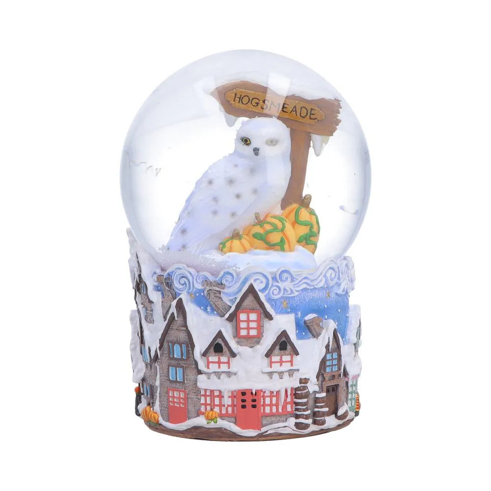 HARRY POTTER HOGSMEADE VILLAGE SNOW GLOBE