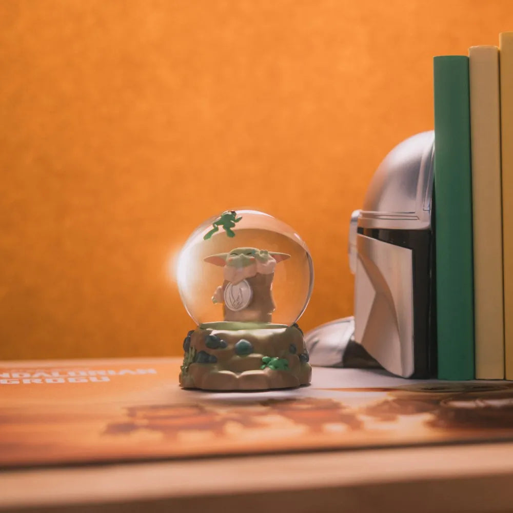 STAR WARS THE CHILD GROGU SNOWGLOBE