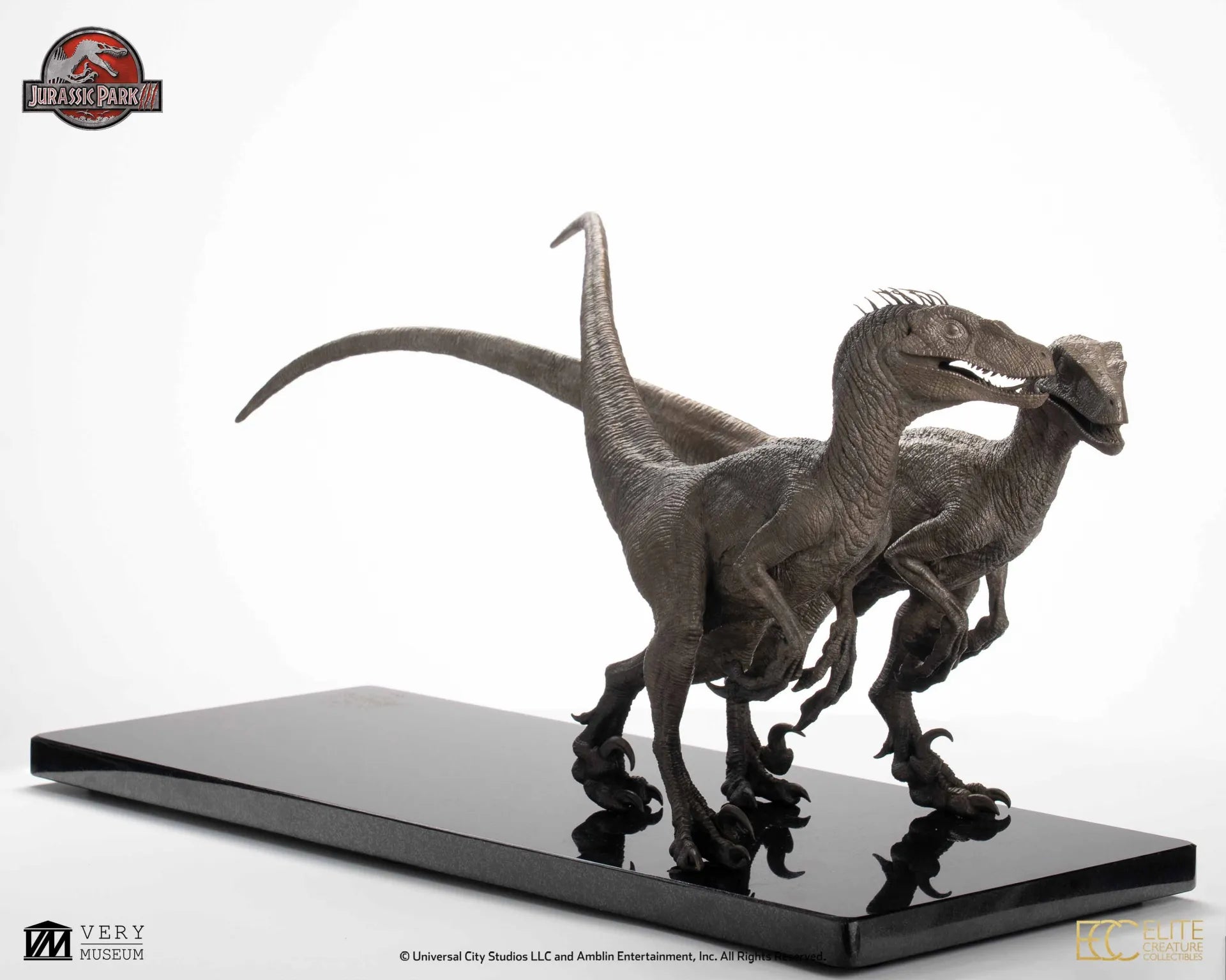 JURASSIC PARK 3 PAIR OF VELOCIRAPTORS 1/8 SCALE BRONZE