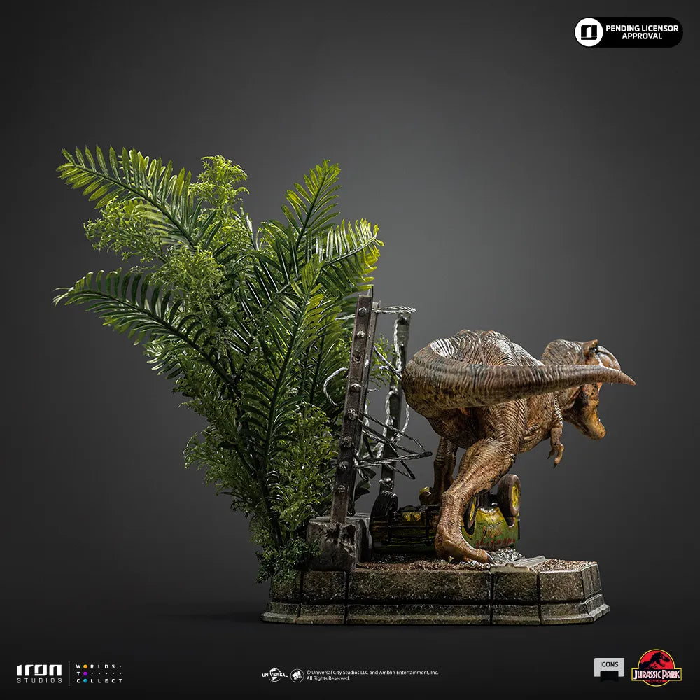 JURASSIC PARK ICONS T-REX BREAKOUT SET A STATUE