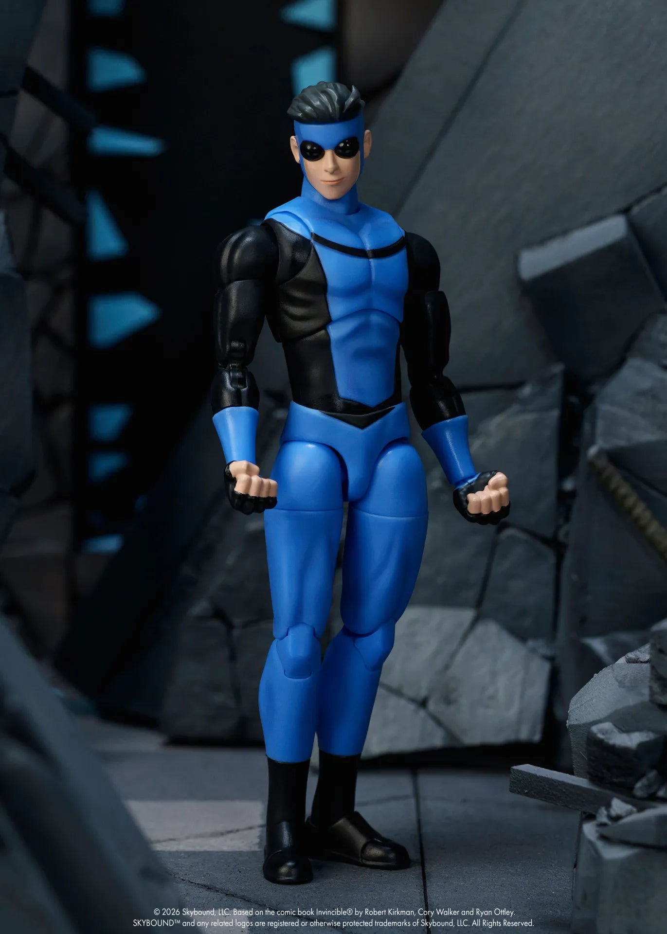 INVINCIBLE INVINCIBLE WITH KID OMNI MAN & CONQUEST LIMITED ACTION FIGURE SET(3)