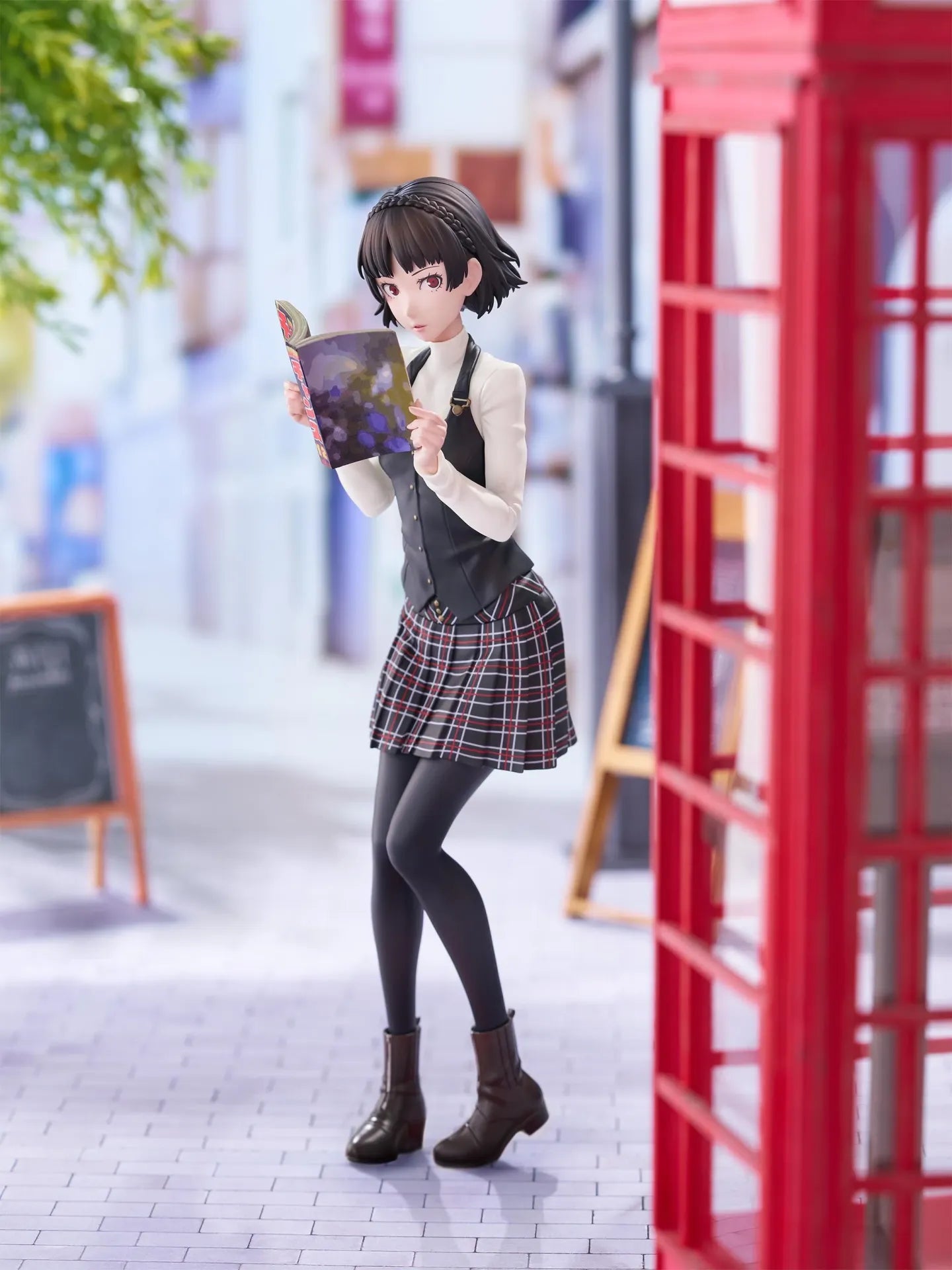 PERSONA 5 ROYAL MAKOTO NIIJIMA 1/7 F:NEX FIGURE