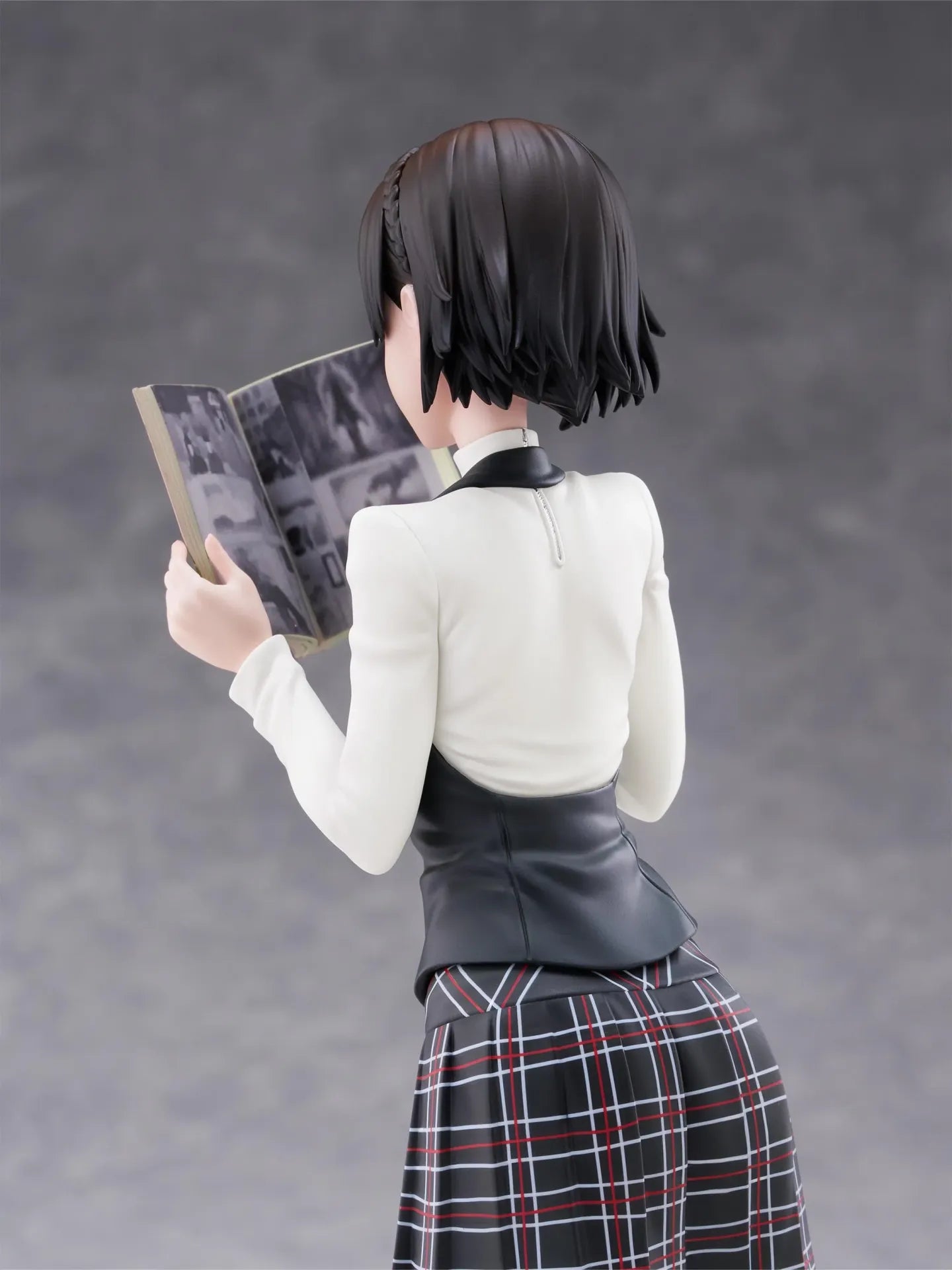 PERSONA 5 ROYAL MAKOTO NIIJIMA 1/7 F:NEX FIGURE