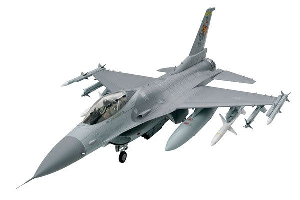 1/32 FIGHTING FALCON F-16C