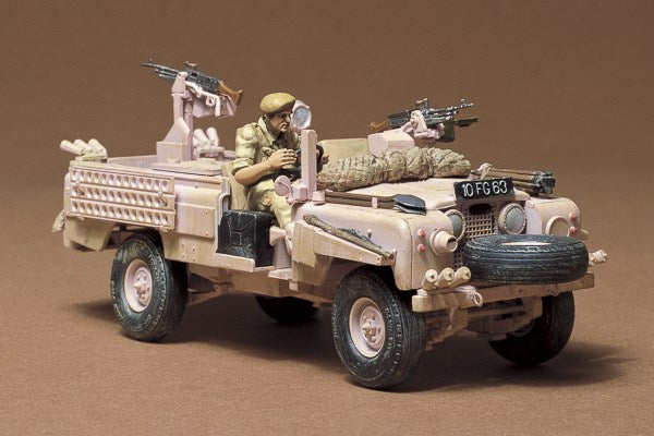 1/35 BRITISH SAS PINK PANTHER