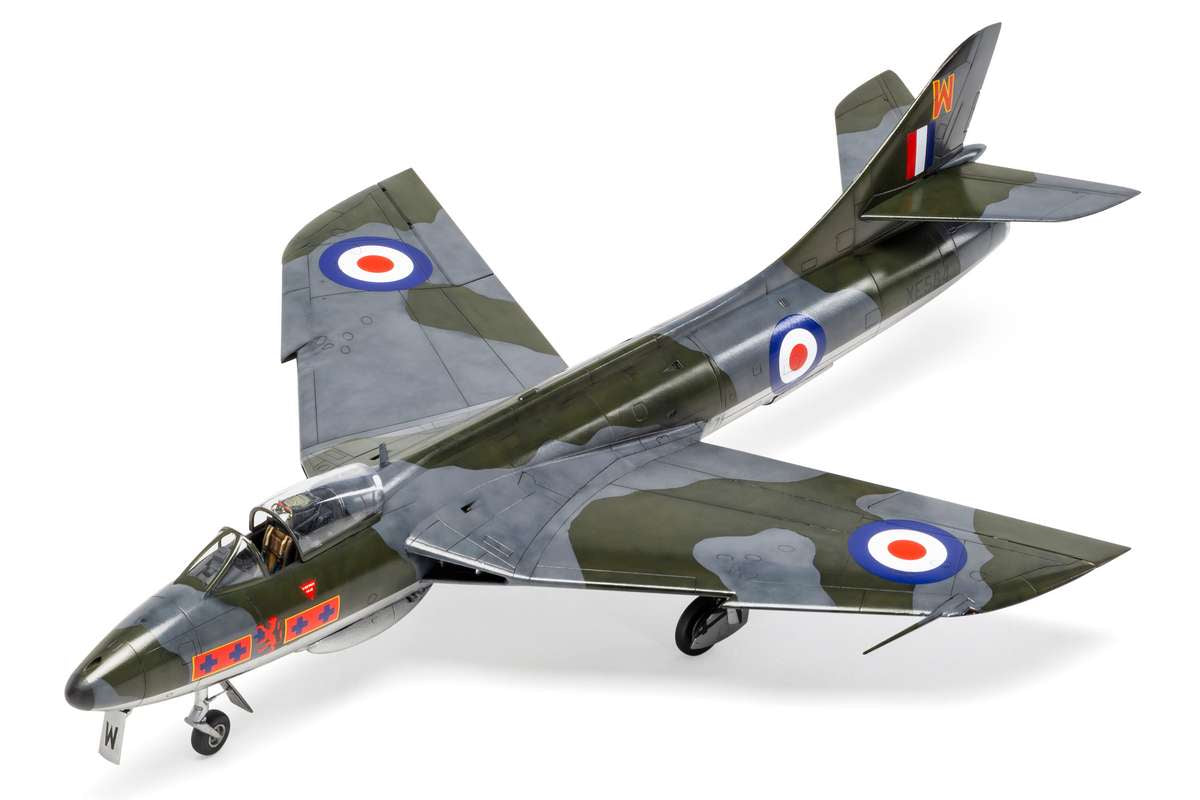 1:48 Hawker Hunter F6