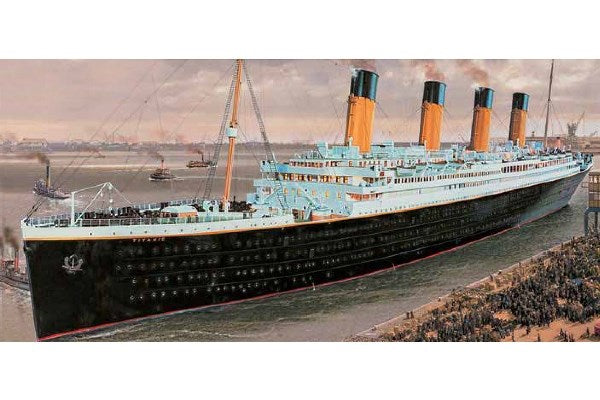 RMS Titanic 1:400