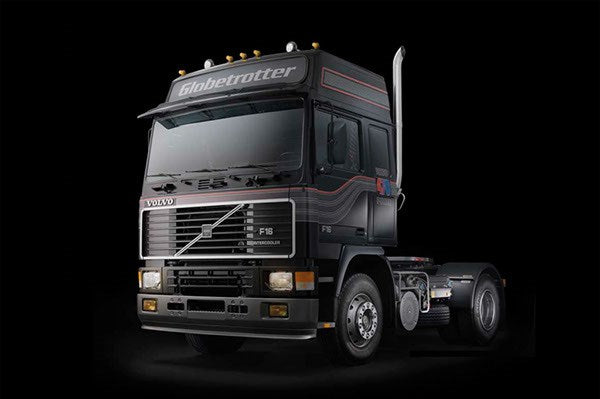 1:24 VOLVO F-16 GLOBETROTTER