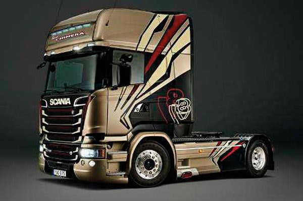 1:24 SCANIA R730 STREAMLINE ''CHIMERA''