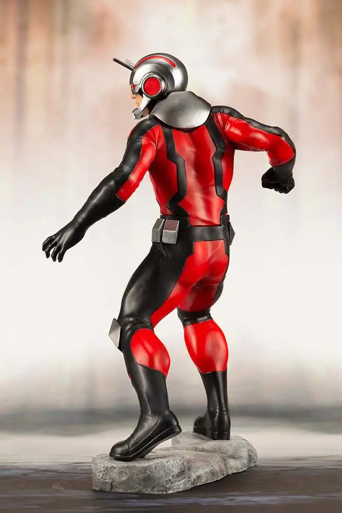 ASTONISHING ANTMAN & WASP ARTFX+ STATUE