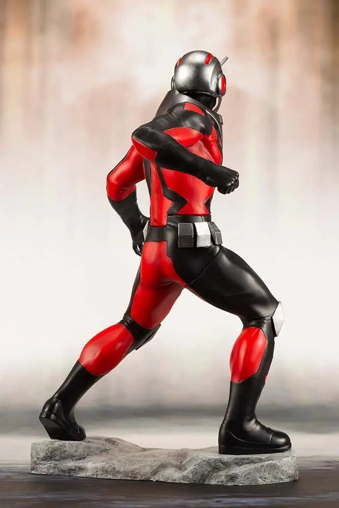 ASTONISHING ANTMAN & WASP ARTFX+ STATUE