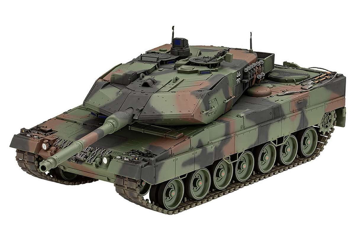 Model Set Leopard 2 A6M+ 1:35