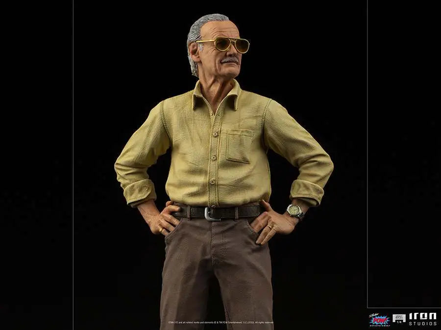 STAN LEE LEGACY REPLICA 1/4 STATUE