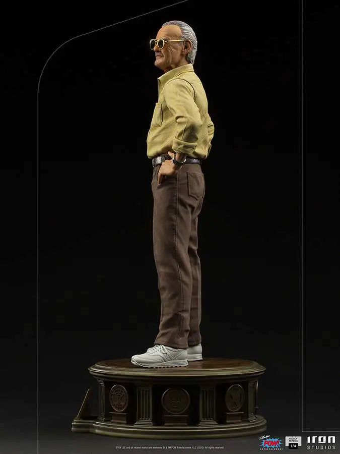 STAN LEE LEGACY REPLICA 1/4 STATUE