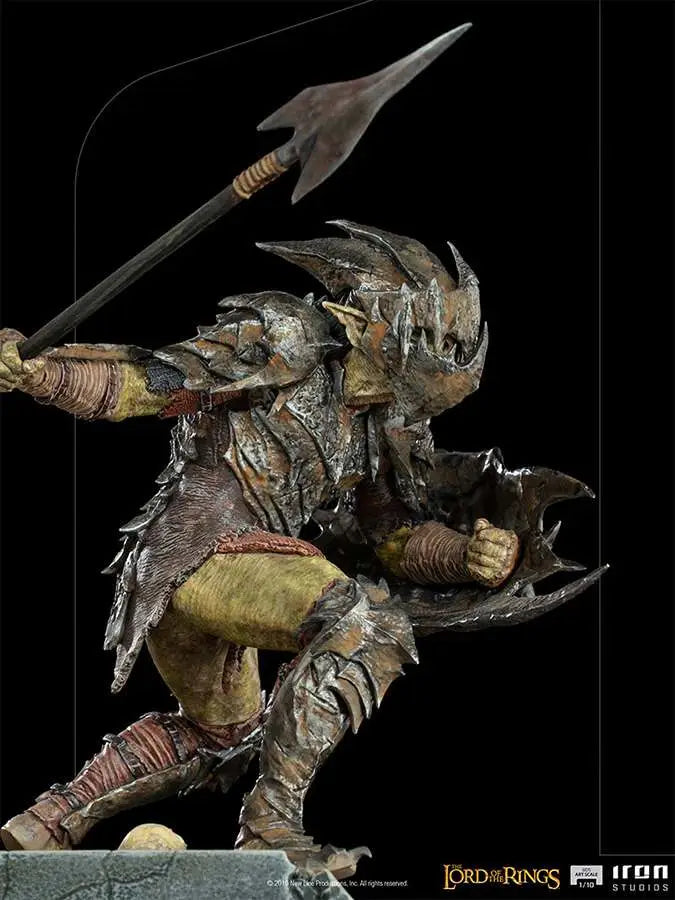 LOTR ARMORED ORC 1/10 ART STATUE