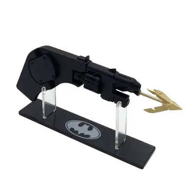 BATMAN GRAPPLE LAUNCHER SCALED PROP REP