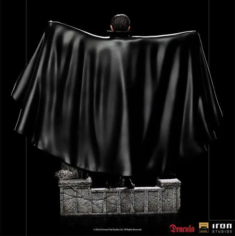 UNIVERSAL MONSTERS DRACULA 1/10 DLX STAT