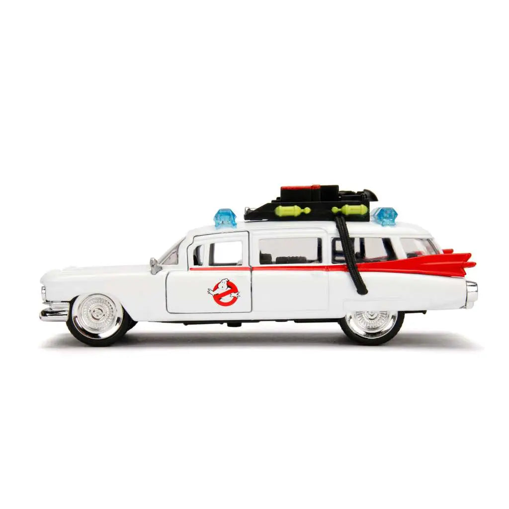 GHOSTBUSTERS ECTO 1 1/32 DIE-CAST MODEL