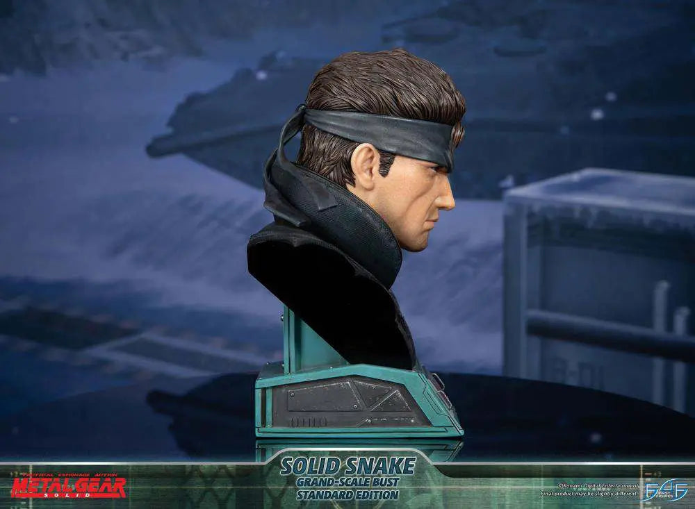 MGS SOLID SNAKE SCALED BUST