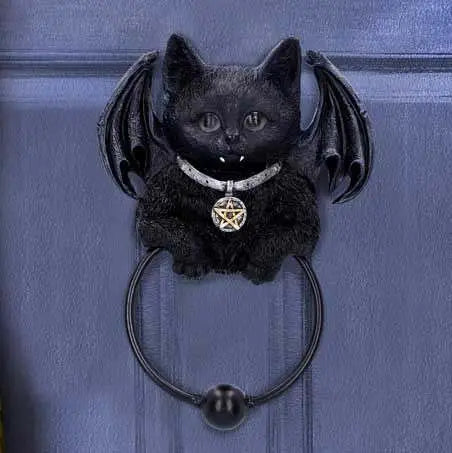 VAMPUSS BLACK BAT CAT DOOR KNOCKER