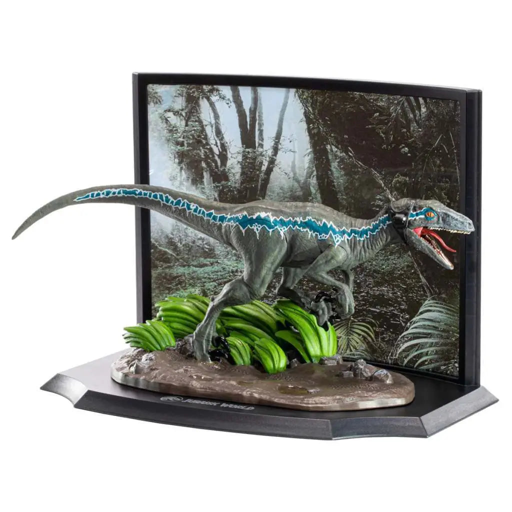 JURASSIC PARK VELOCIRAPTOR BLUE DIORAMA