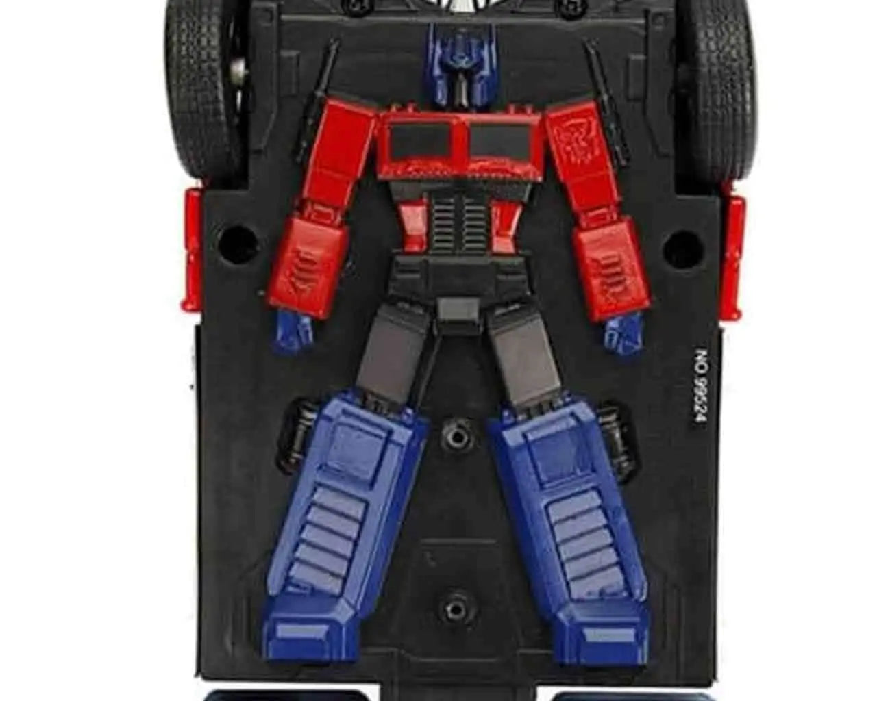 TRANSFORMERS GENERATION 1 OPTIMUS PRIME 1/24 DIE-CAST MODEL