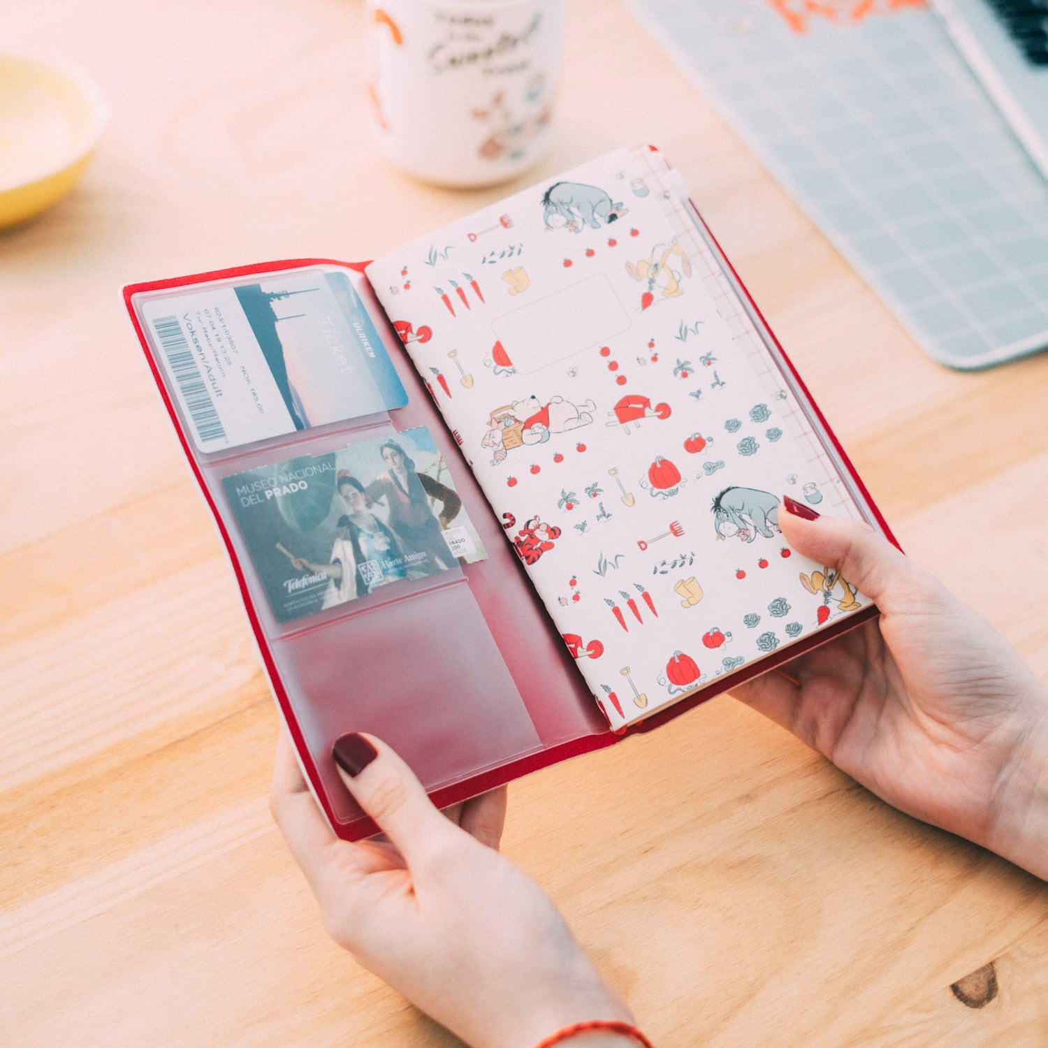 WINNIE THE POOH - Lazy Days - Travel Notebook - Size A5